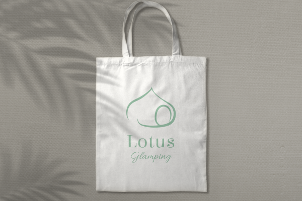 White_Tote_Bag_Mockup